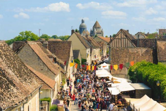 Le Gite Entre Val Et Rose Provins Esterno foto